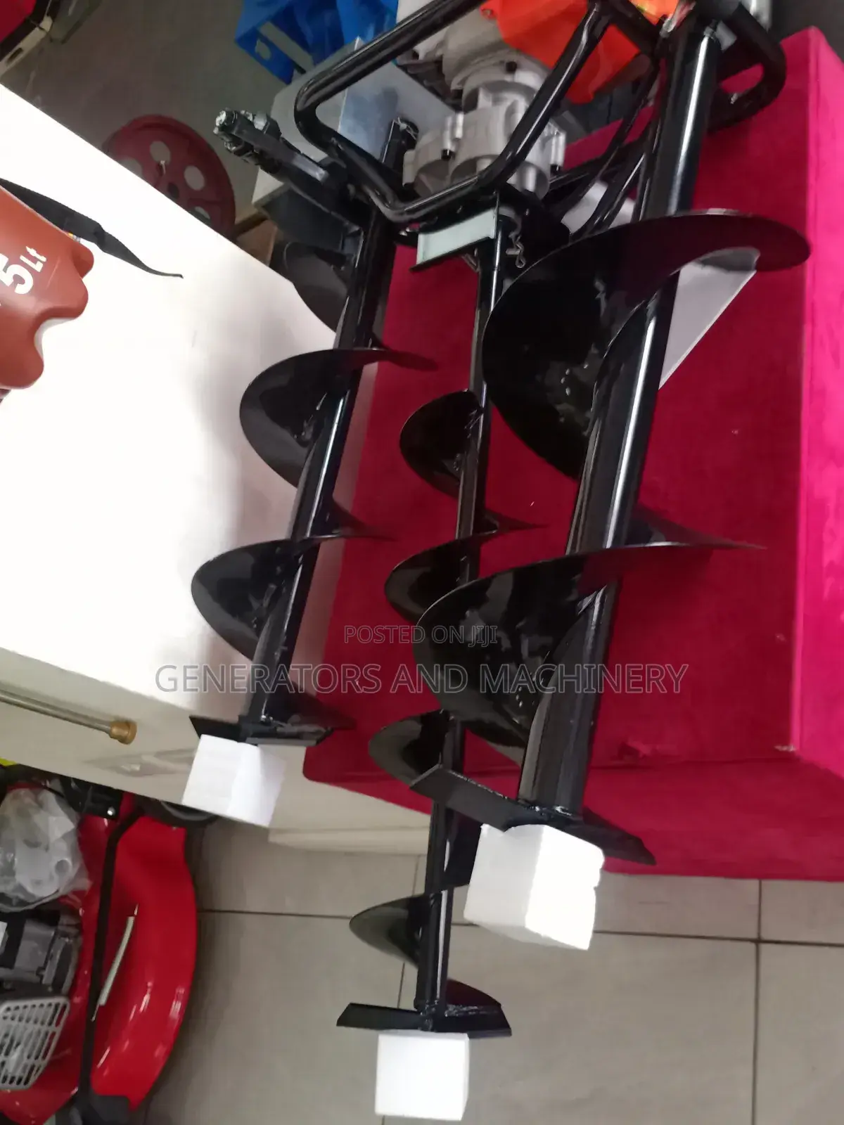 2-Stroke Hawking Earth Auger With Drills