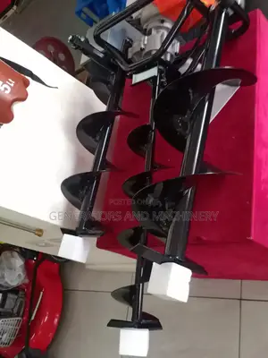2-Stroke Hawking Earth Auger With Drills