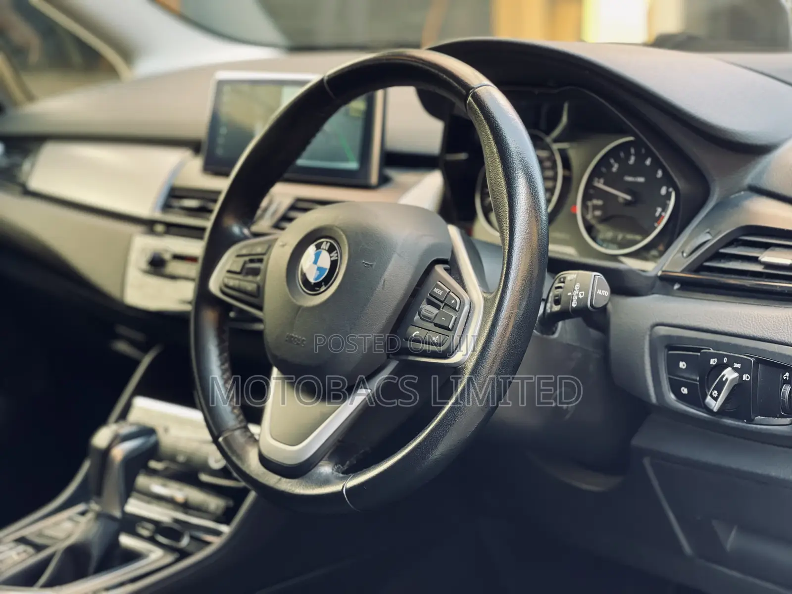BMW 218i 2017 Pearl