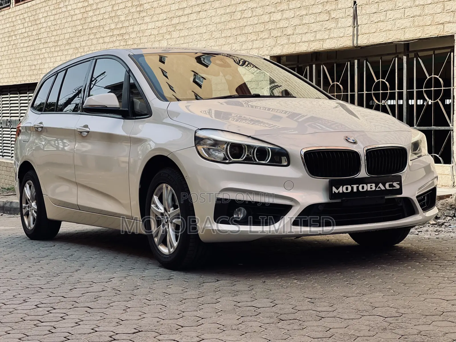 BMW 218i 2017 Pearl