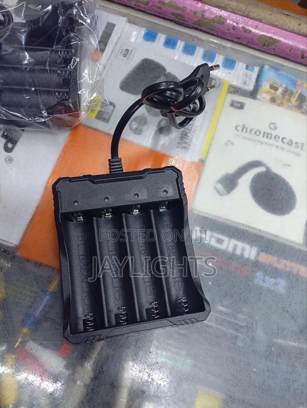Chargers Adapters 3.7V18650 Battery Charger 4 Slots