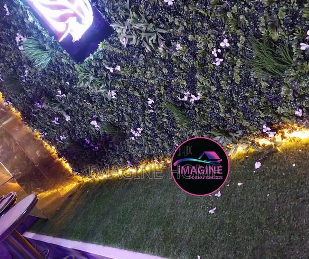 Artificial Wall Panels/Hedges Wall Decoration on Restaurant