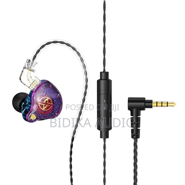 Generc Wired Earphone - main view