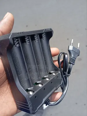 Fast Charging 18650 Battery Charger