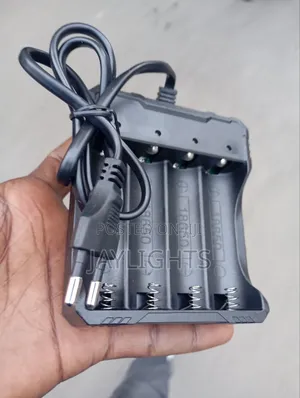 4 Slot Lithium Battery Charger for Rechargeable 18650