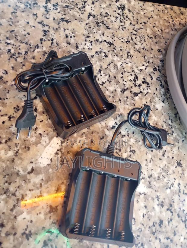 Lithium Ion Batteries Charger 4 Slot Fast Charging18650