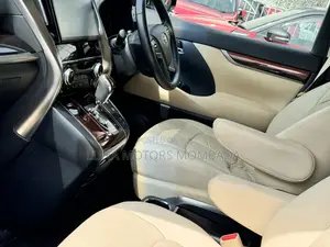 Toyota Vellfire 2018 Black