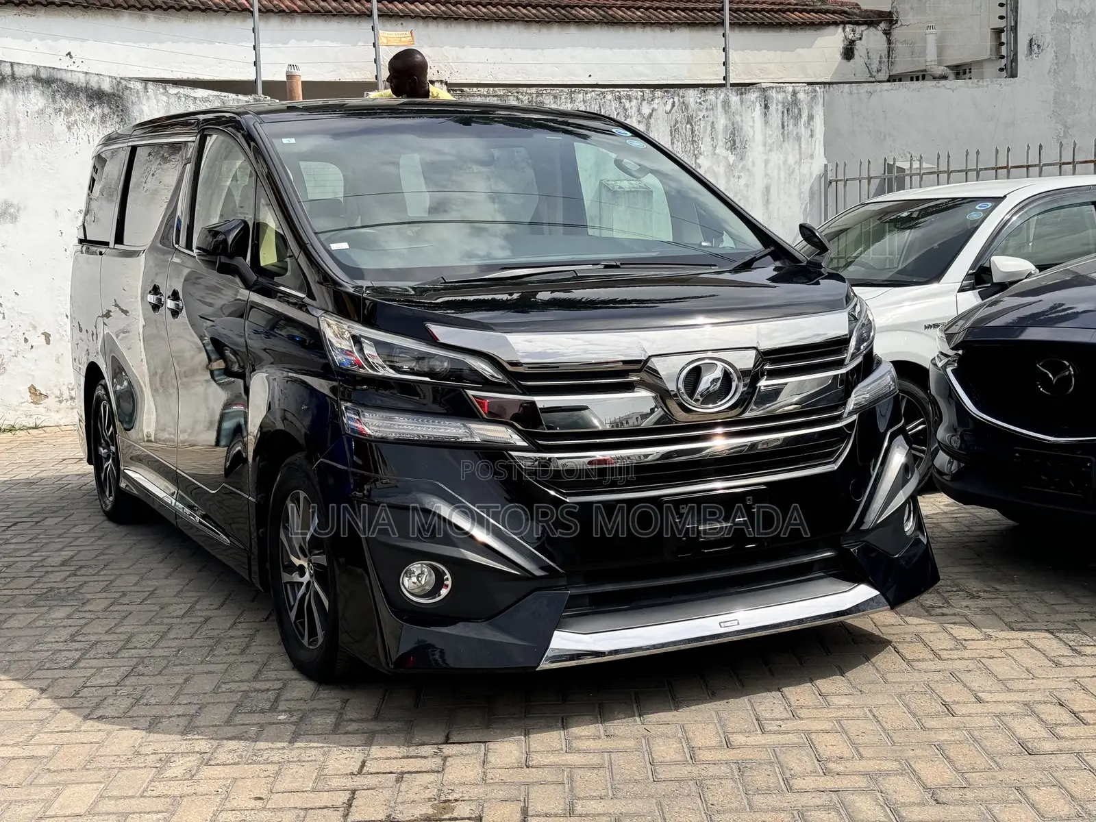 Toyota Vellfire 2018 Black