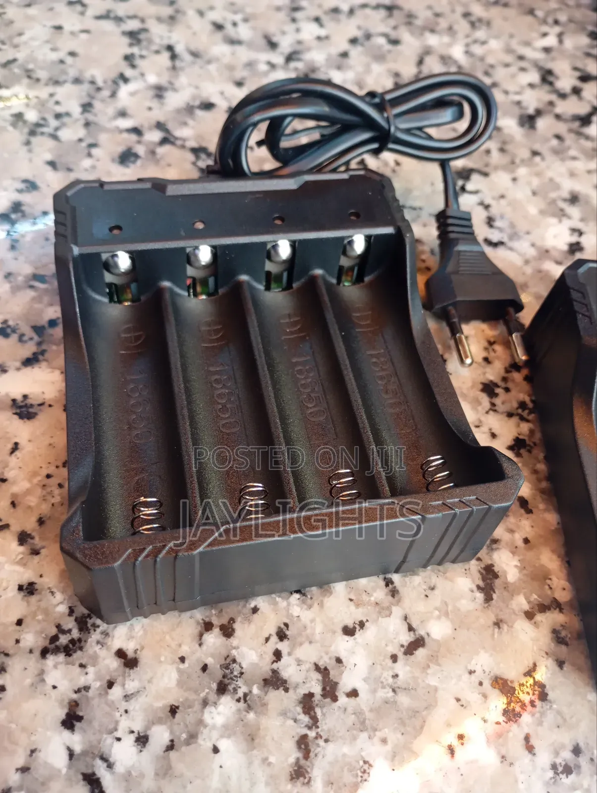 3.7V Lithium Battery 18650 Charger