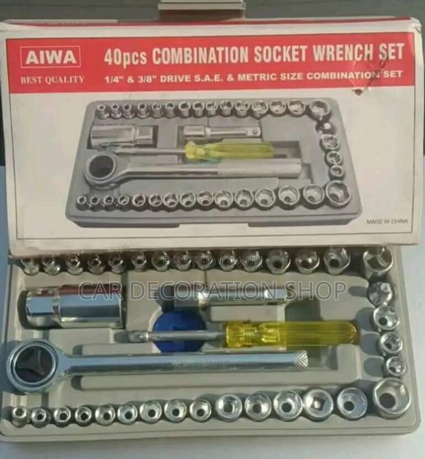 Aiwa 14" &3/4 Drive 40pcs Socket Wrench - main view
