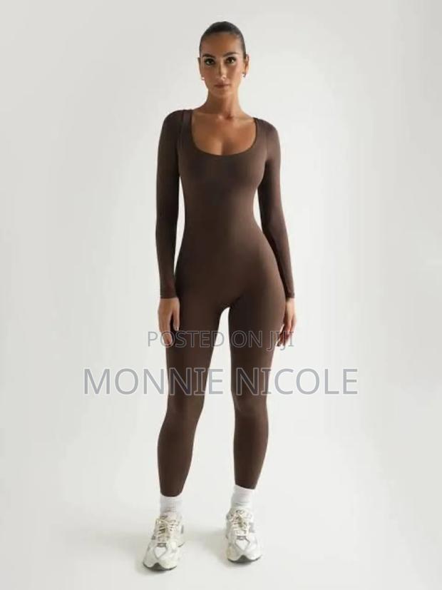 Trendy Playsuit - High Quality - thumbnail 2