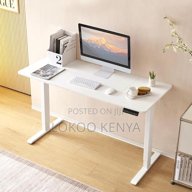 Office Desk: 1400mm Motorized Electric Adjustable Desk