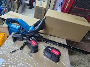 Cordless Hedge Trimmer, With 2 Batteries