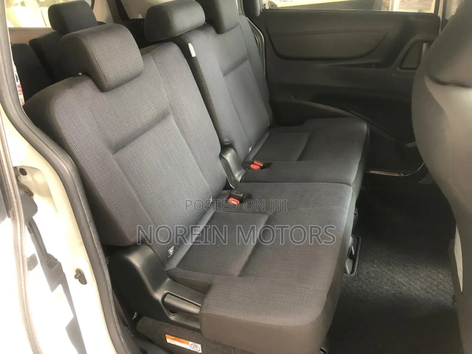 Toyota Sienta 2017 Pearl
