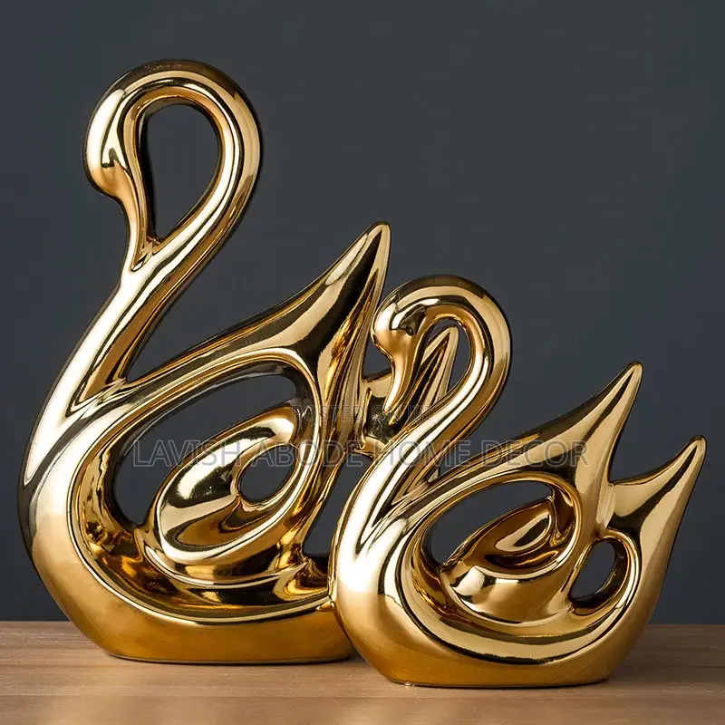 Decorative Pair of Swan Decor