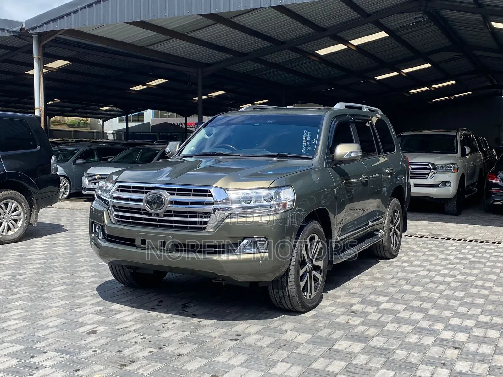 Toyota Land Cruiser 2017 Green