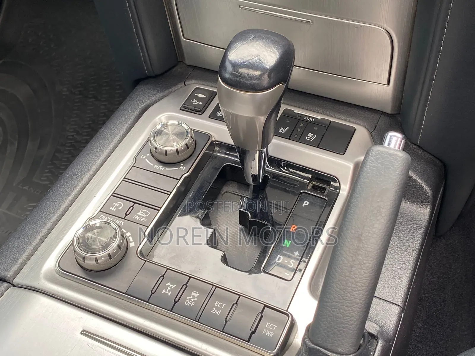 Toyota Land Cruiser 2017 Green