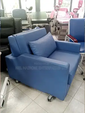 Foldable Accompaniment Chair