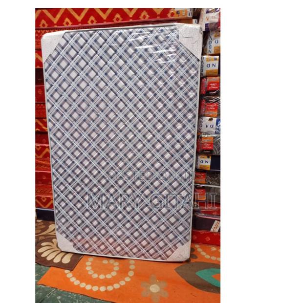 Medium Density Plain Mattress*3.5*6 10"