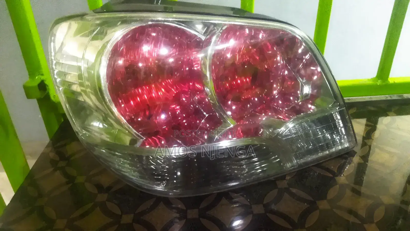 Mitsubishi Airtrek 2004 Tailight