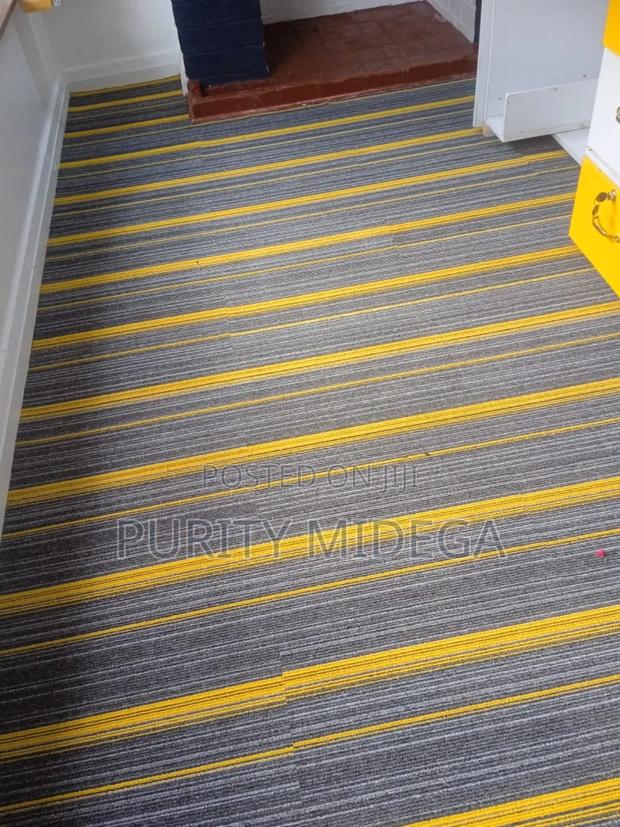 Grey Carpet Tiles Installation - thumbnail 2