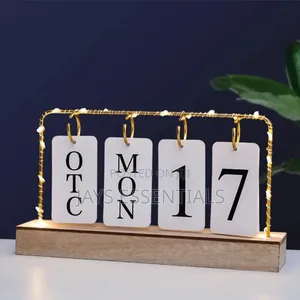 Decorative Desktop Calendar
