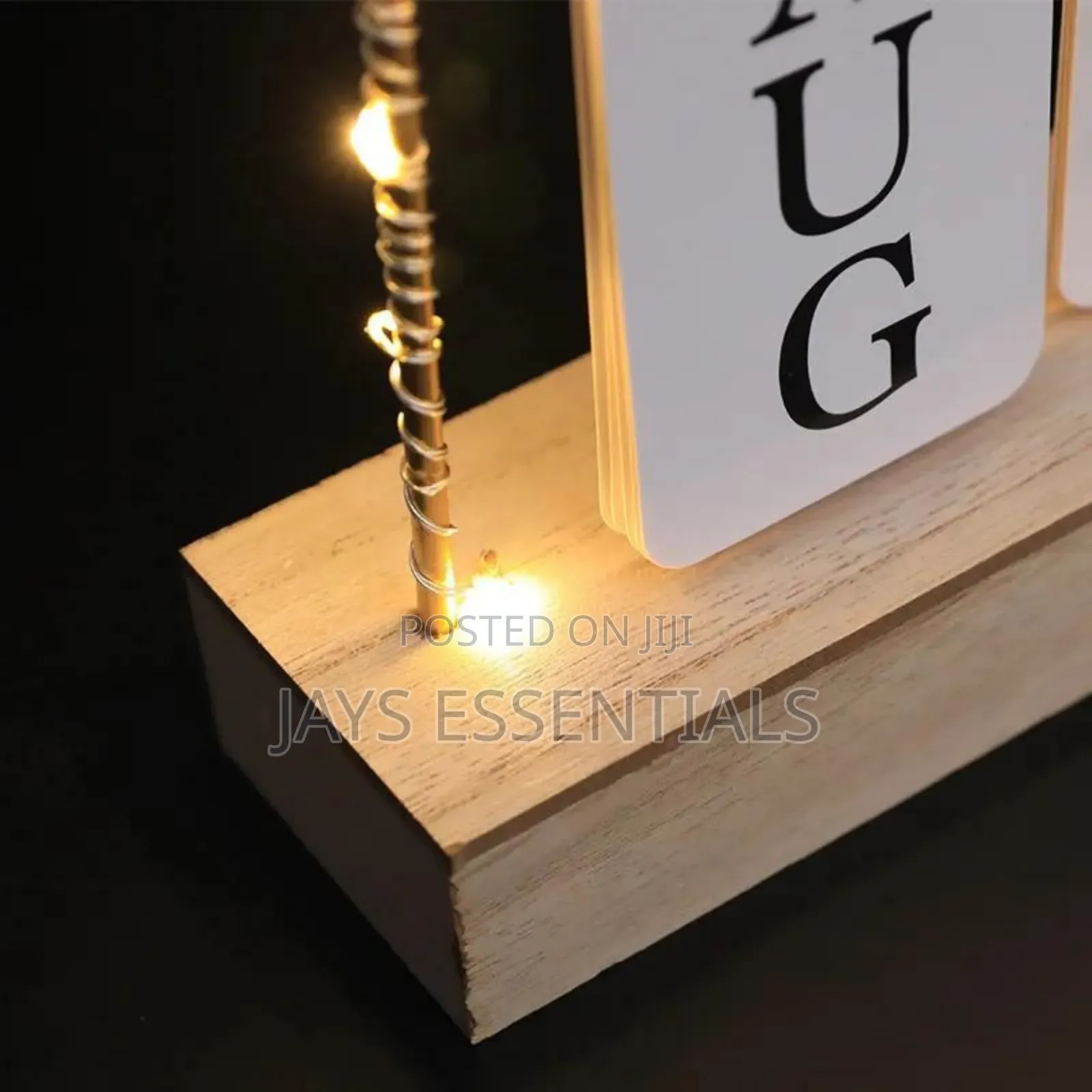 Decorative Desktop Calendar
