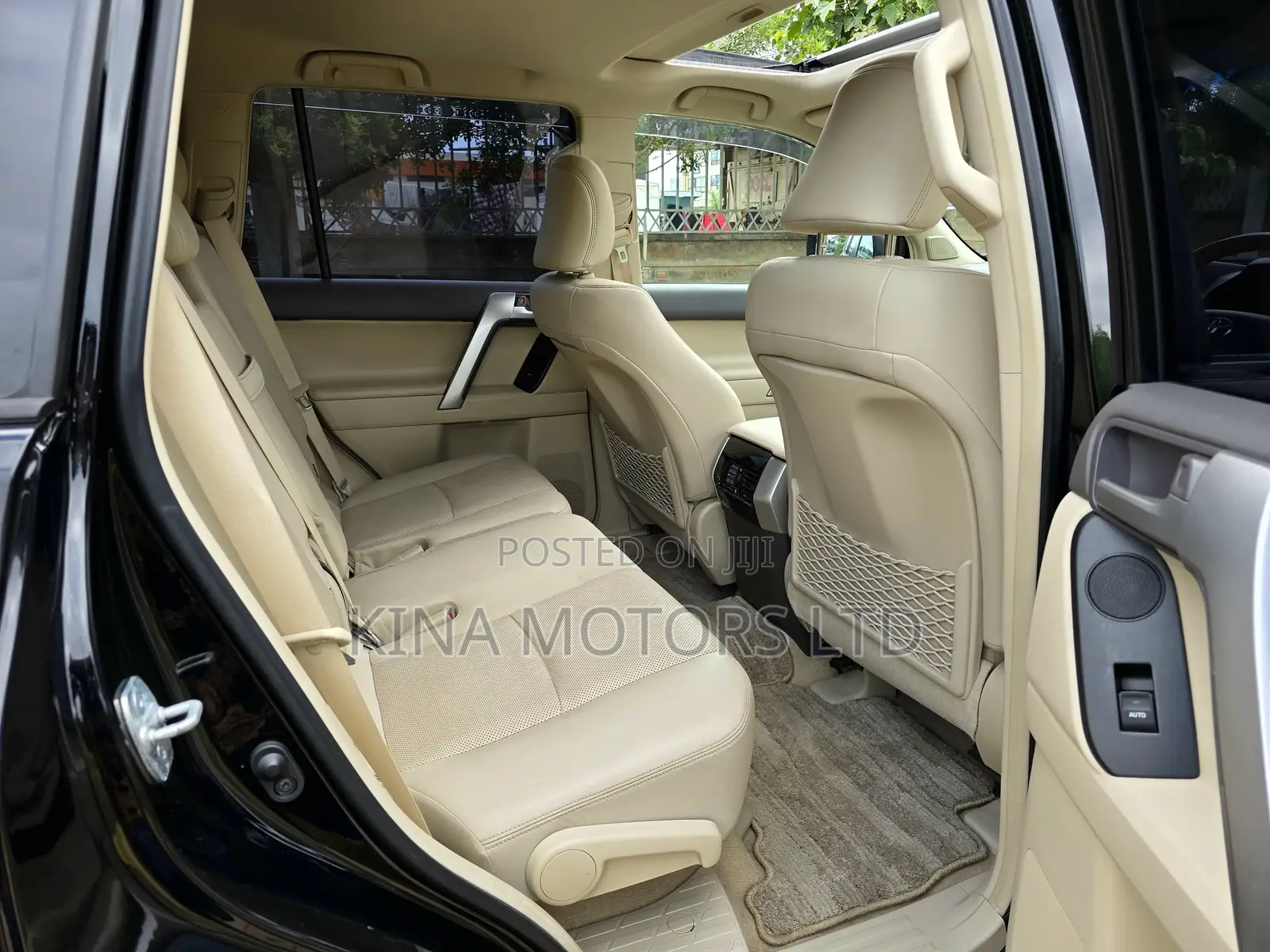 Toyota Land Cruiser Prado 2.7 2018 Matt Black