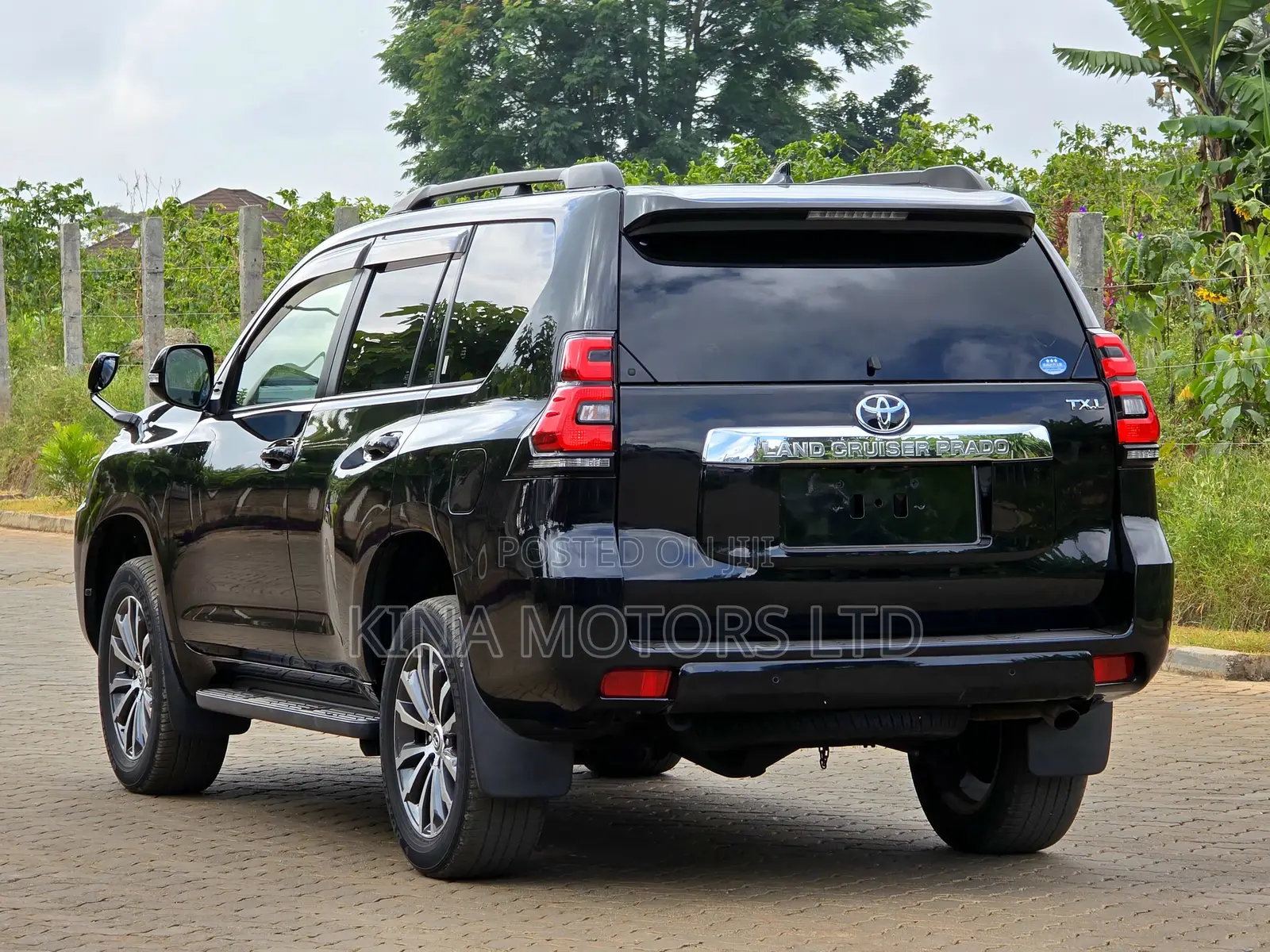 Toyota Land Cruiser Prado 2.7 2018 Matt Black