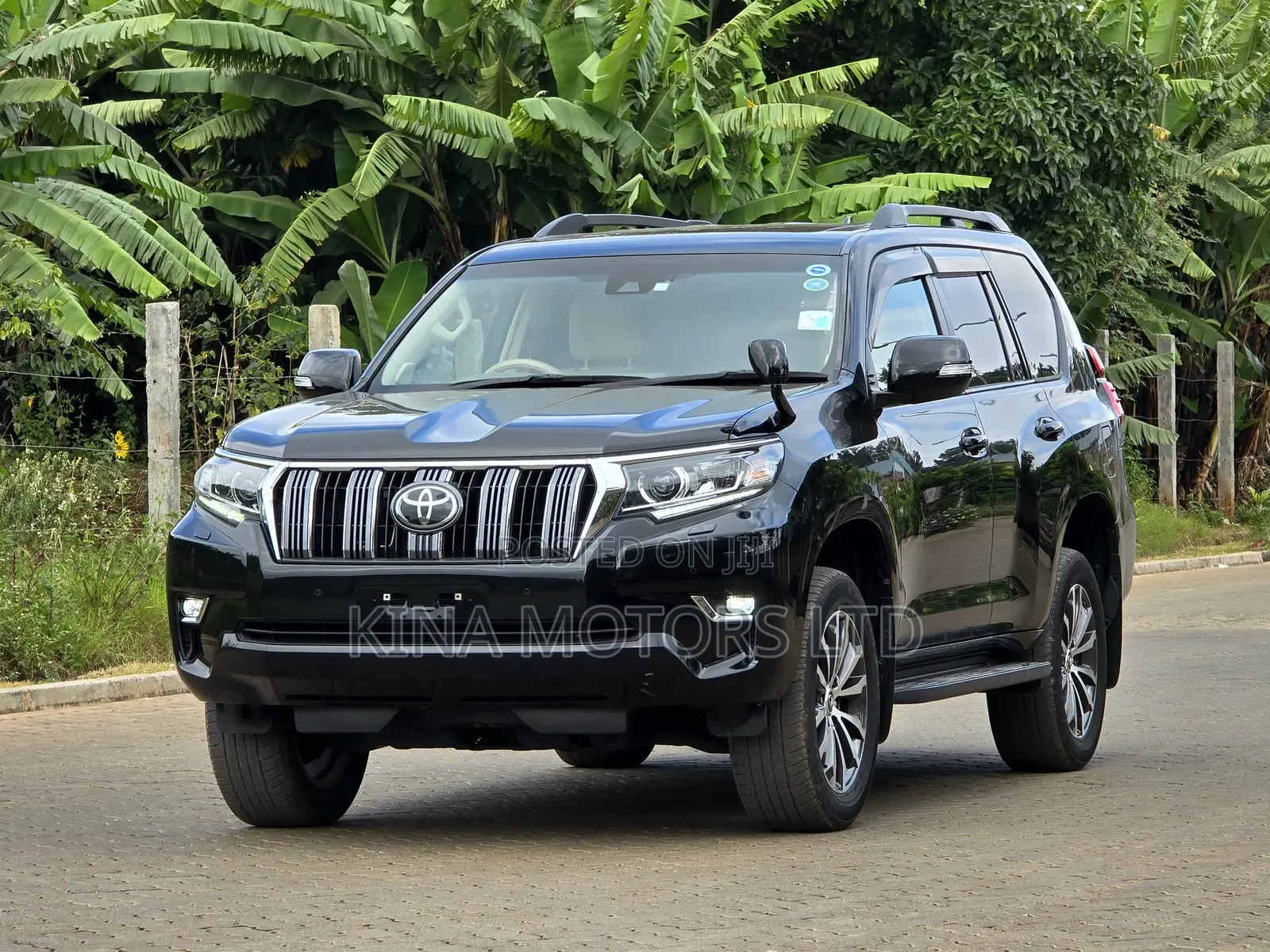 Toyota Land Cruiser Prado 2.7 2018 Matt Black