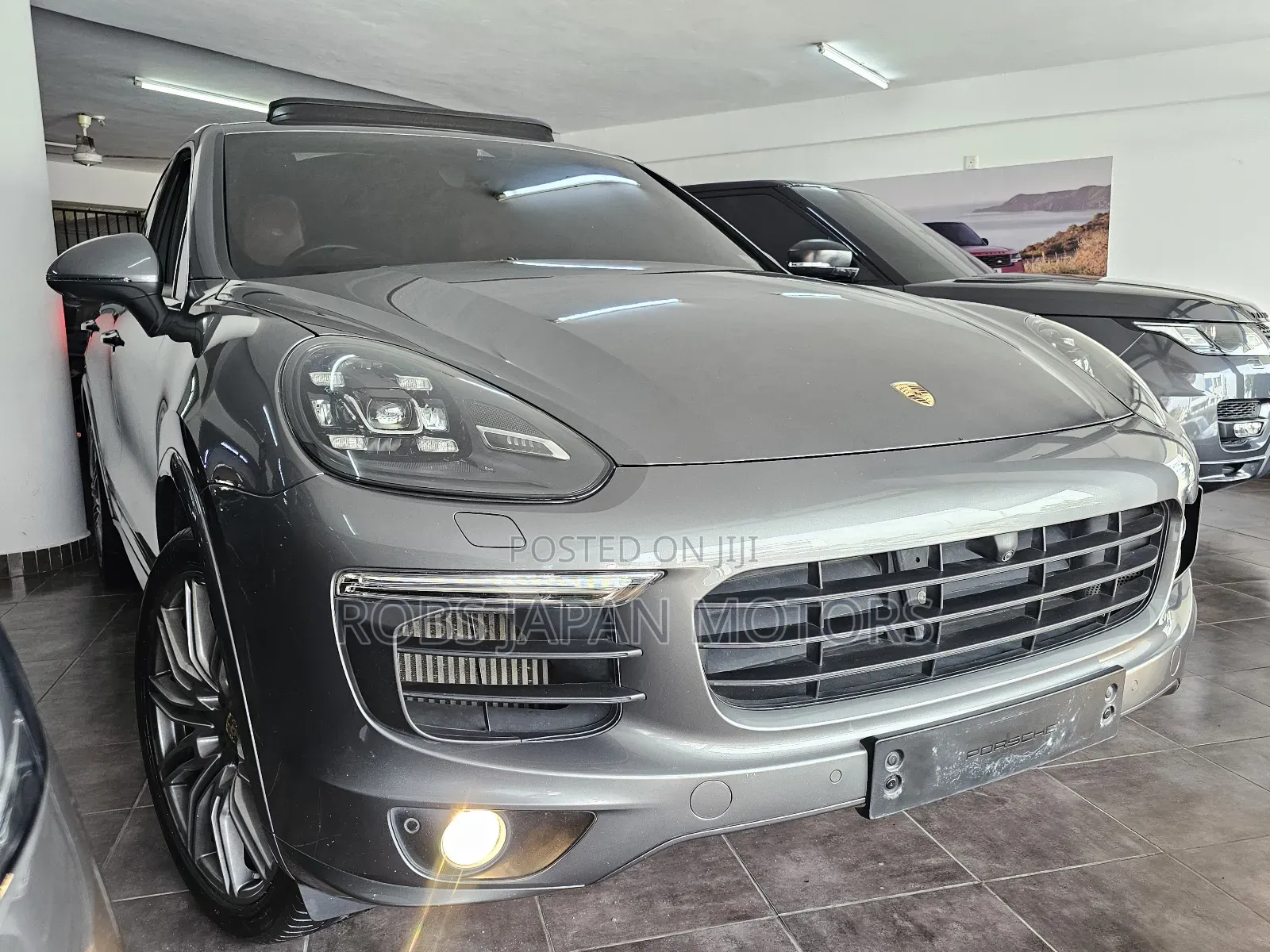 Porsche Cayenne Platinum Edition AWD 2018 Gray