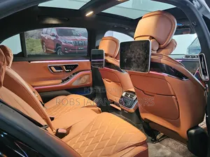 Mercedes-Benz S-Class 2021 Black