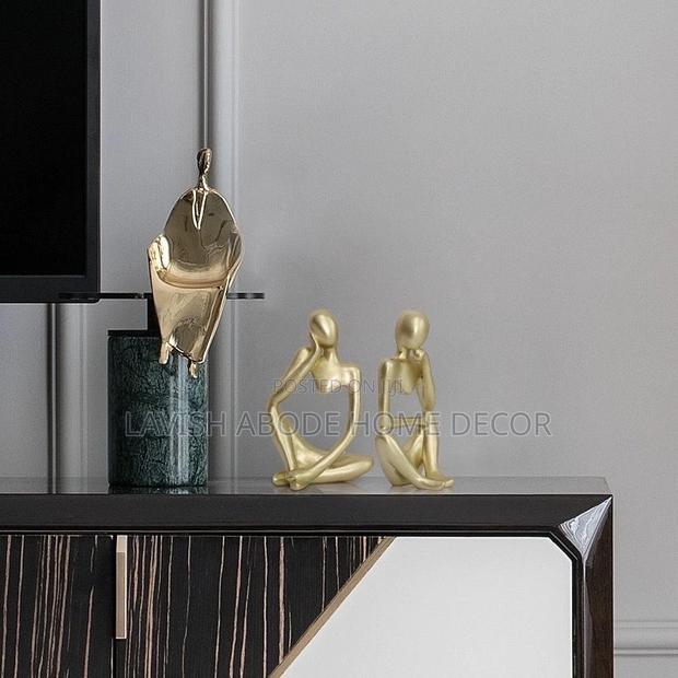 Thinking Man Statue Decor - Black, White, Gold - thumbnail 6