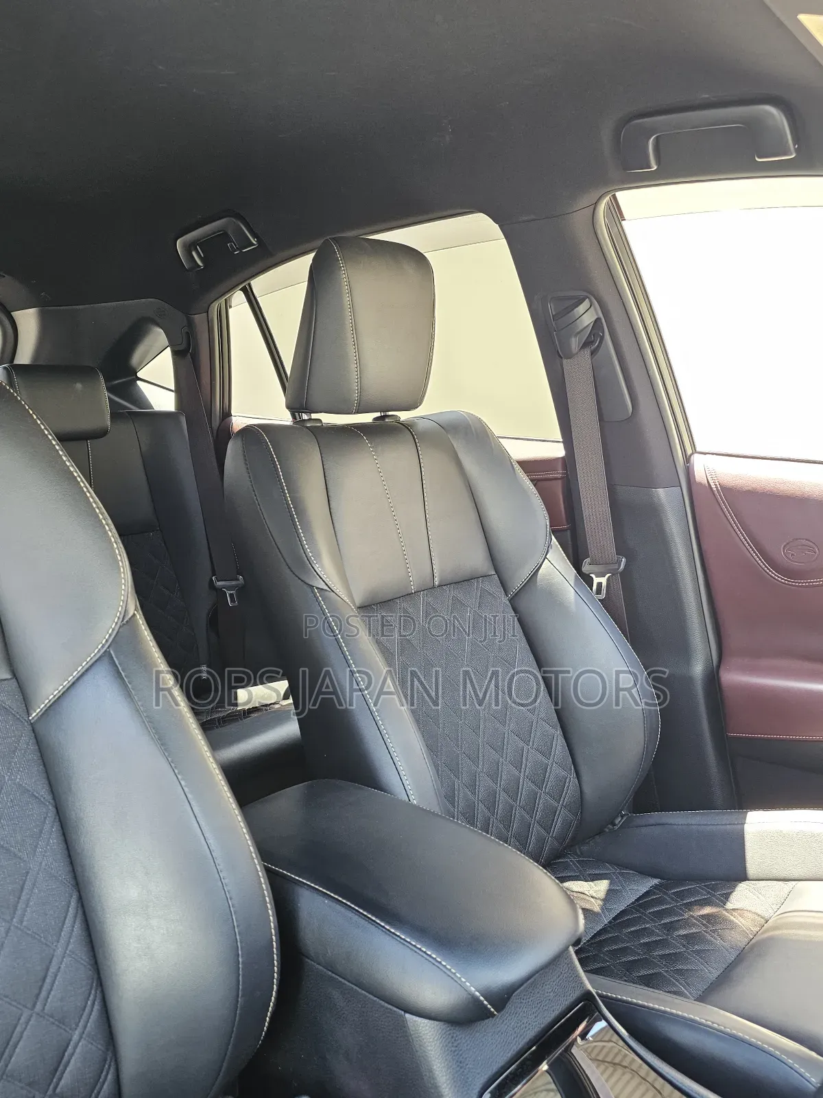Toyota Harrier 2.0 4WD 2018 Pearl