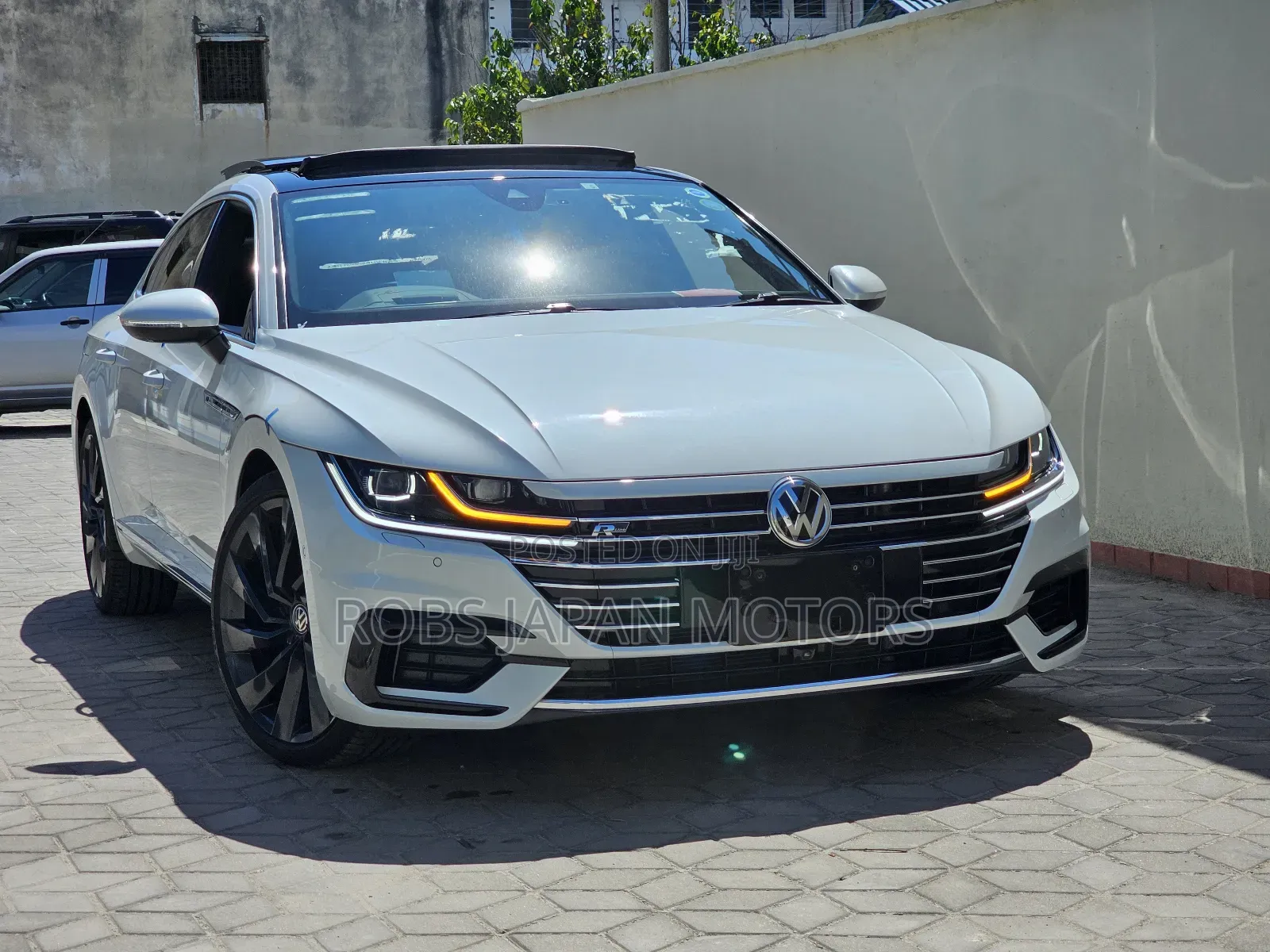Volkswagen Arteon 2.0T SEL Premium R-Line w/20 AWD 4MOTION 2019 Pearl