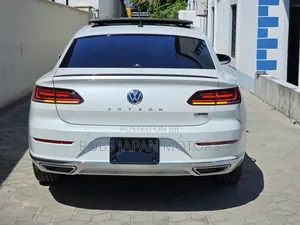 Volkswagen Arteon 2.0T SEL Premium R-Line w/20 AWD 4MOTION 2019 Pearl