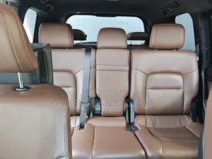 Toyota Land Cruiser 4.6 V8 ZX 2017 Silver