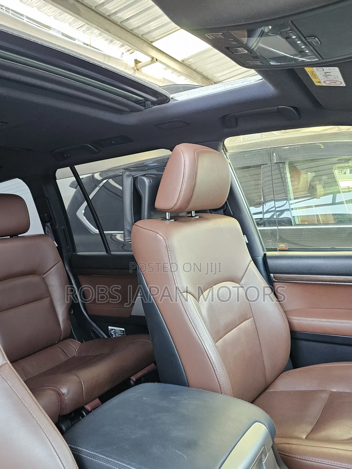 Toyota Land Cruiser 4.6 V8 ZX 2017 Silver