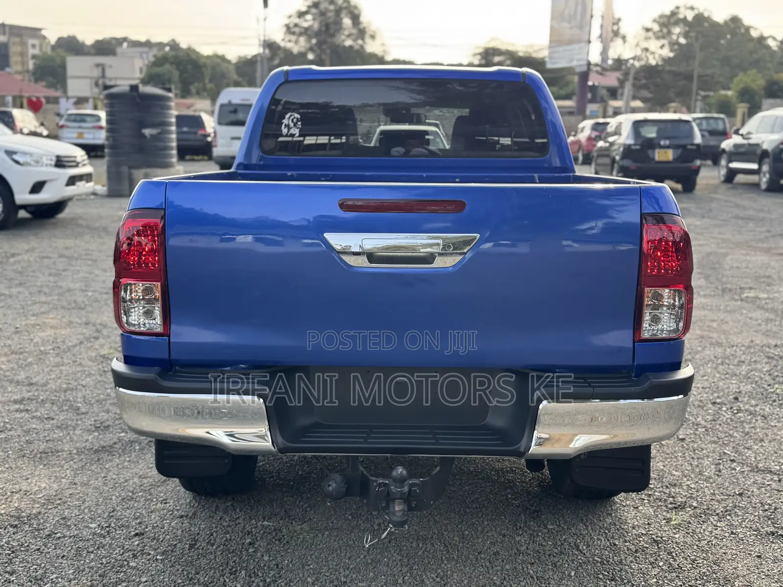 Toyota Hilux 2017 Blue