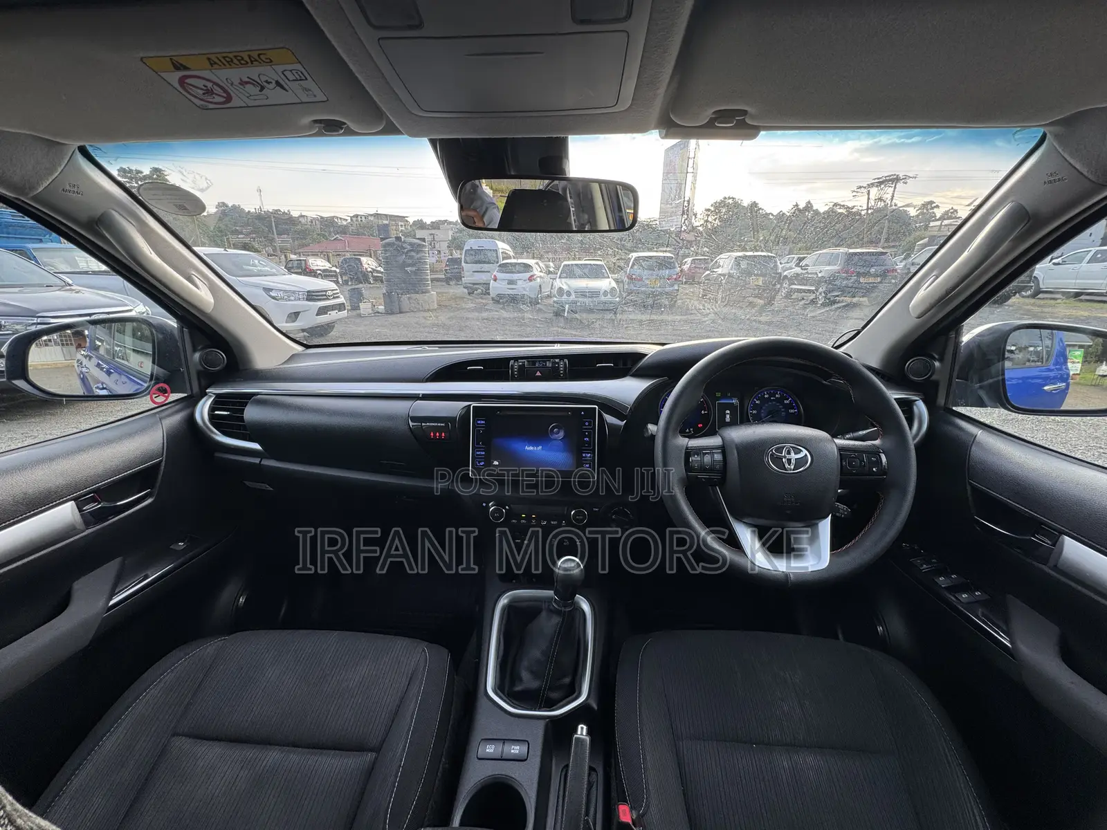 Toyota Hilux 2017 Blue