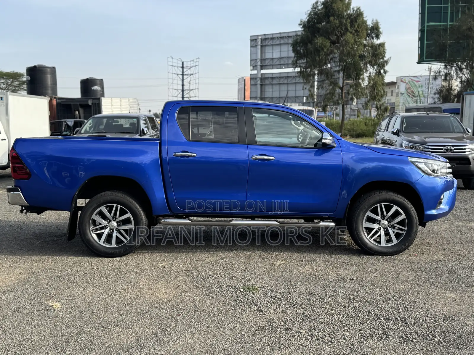 Toyota Hilux 2017 Blue