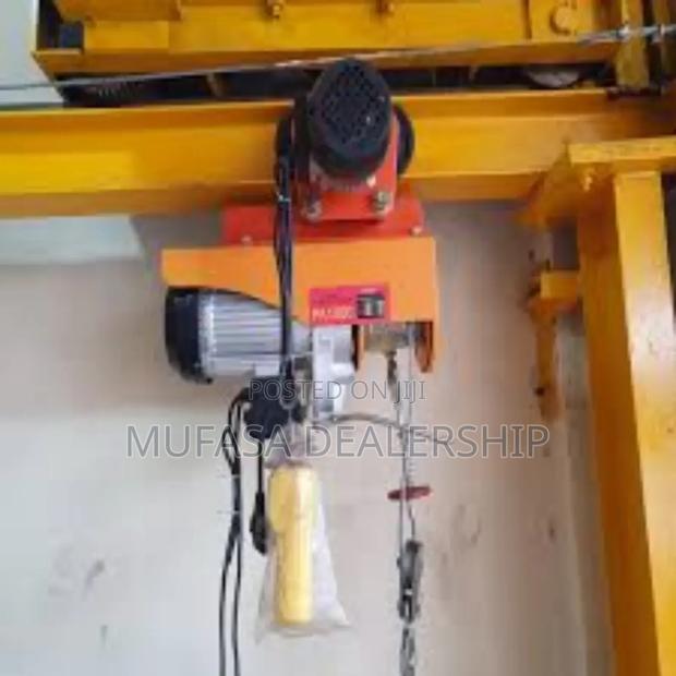 Concrete Hoist Machine - thumbnail 3