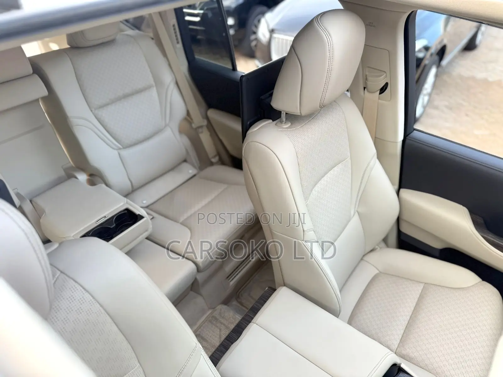 Toyota Land Cruiser 3.3 Diesel 4WD 2021 Pearl