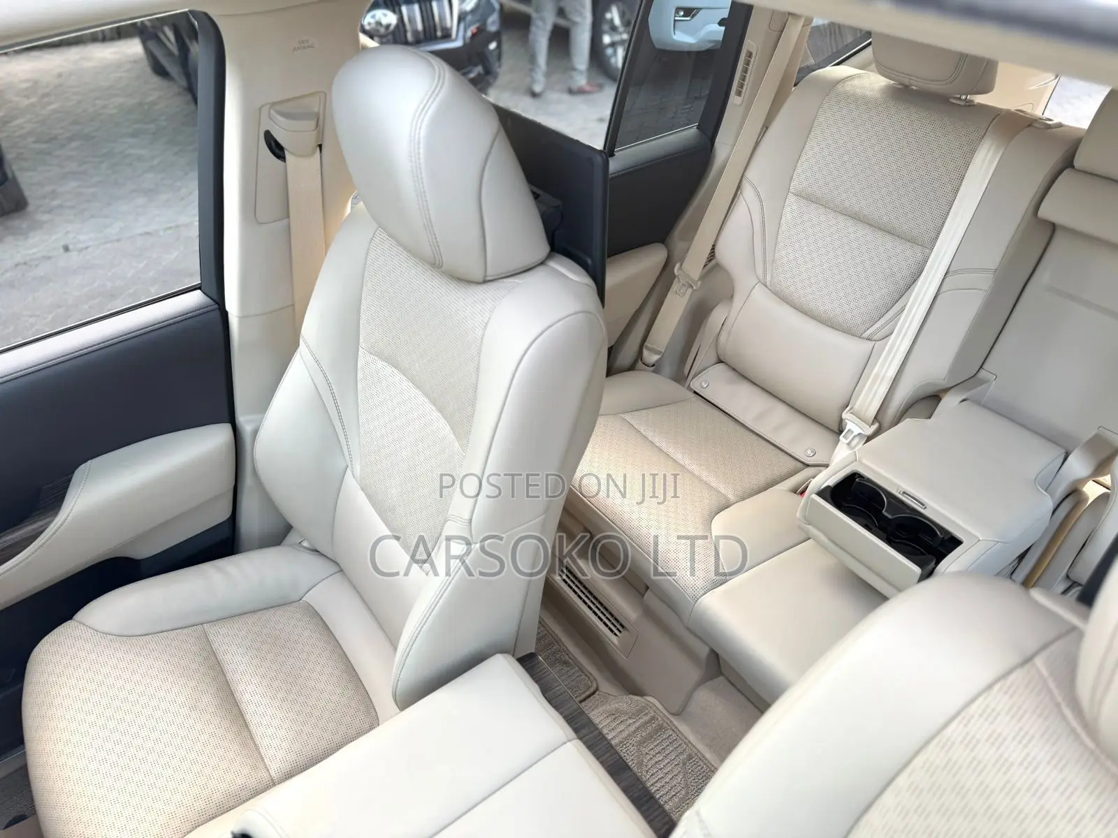 Toyota Land Cruiser 3.3 Diesel 4WD 2021 Pearl