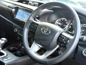 Toyota Hilux 2.4 Diesel 2020 Blue