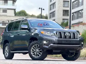 Toyota Land Cruiser Prado 3.0 190hp 2018 Gray