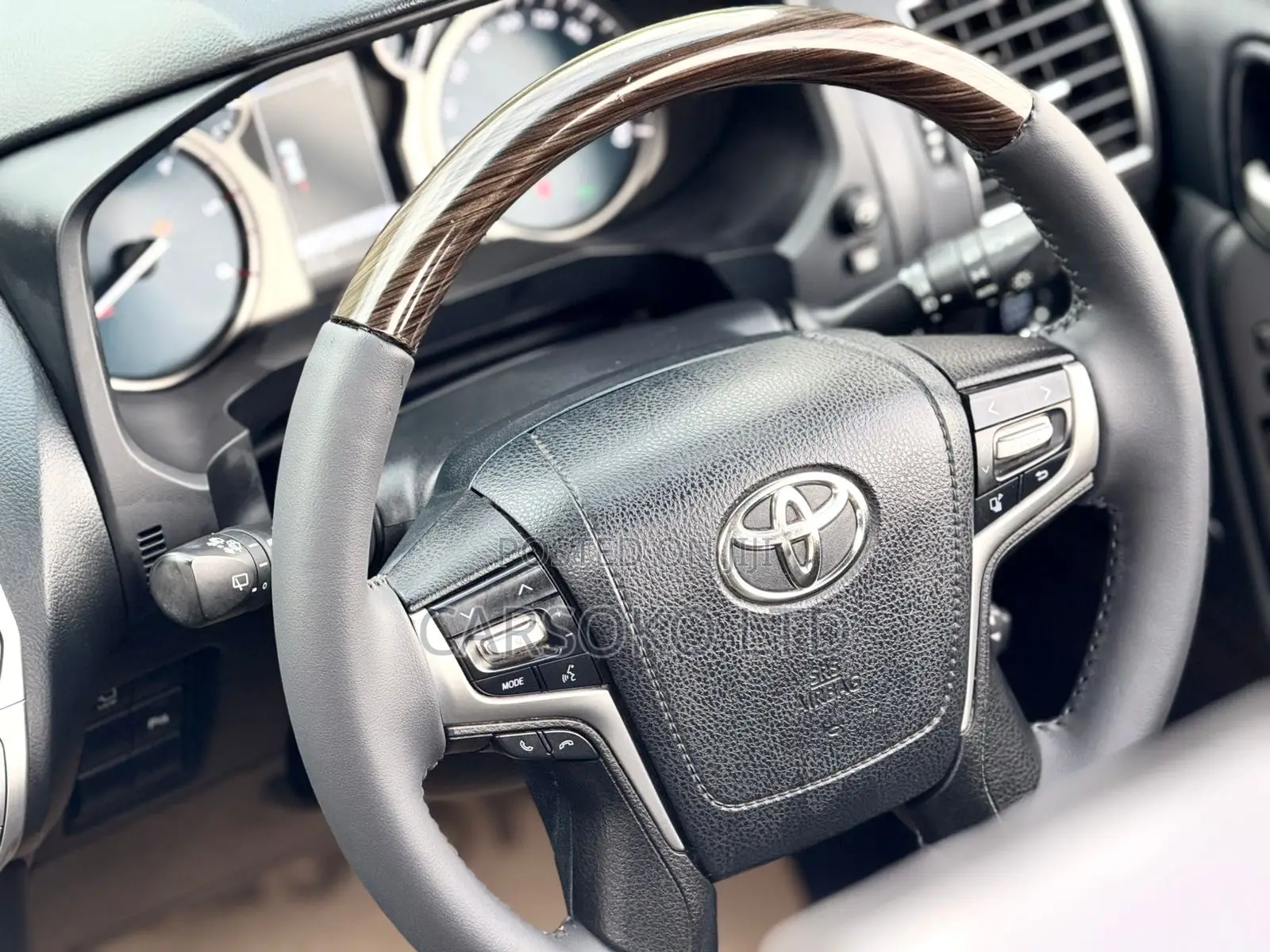 Toyota Land Cruiser Prado 3.0 190hp 2018 Gray