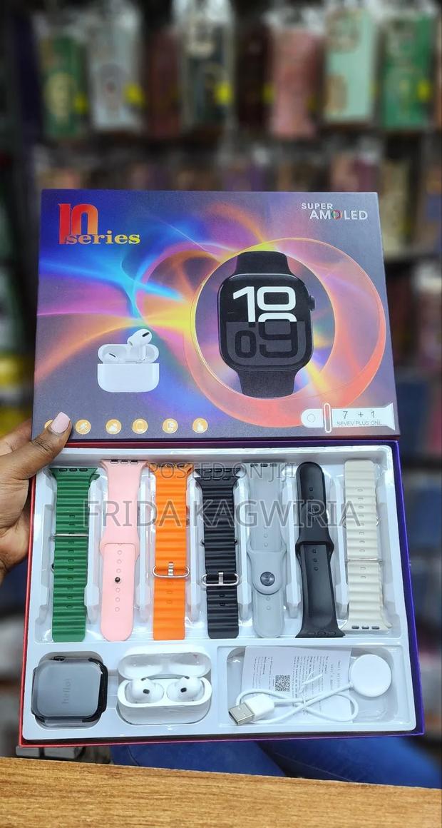 Smartwatch With 7 Straps And Earbuds - thumbnail 3