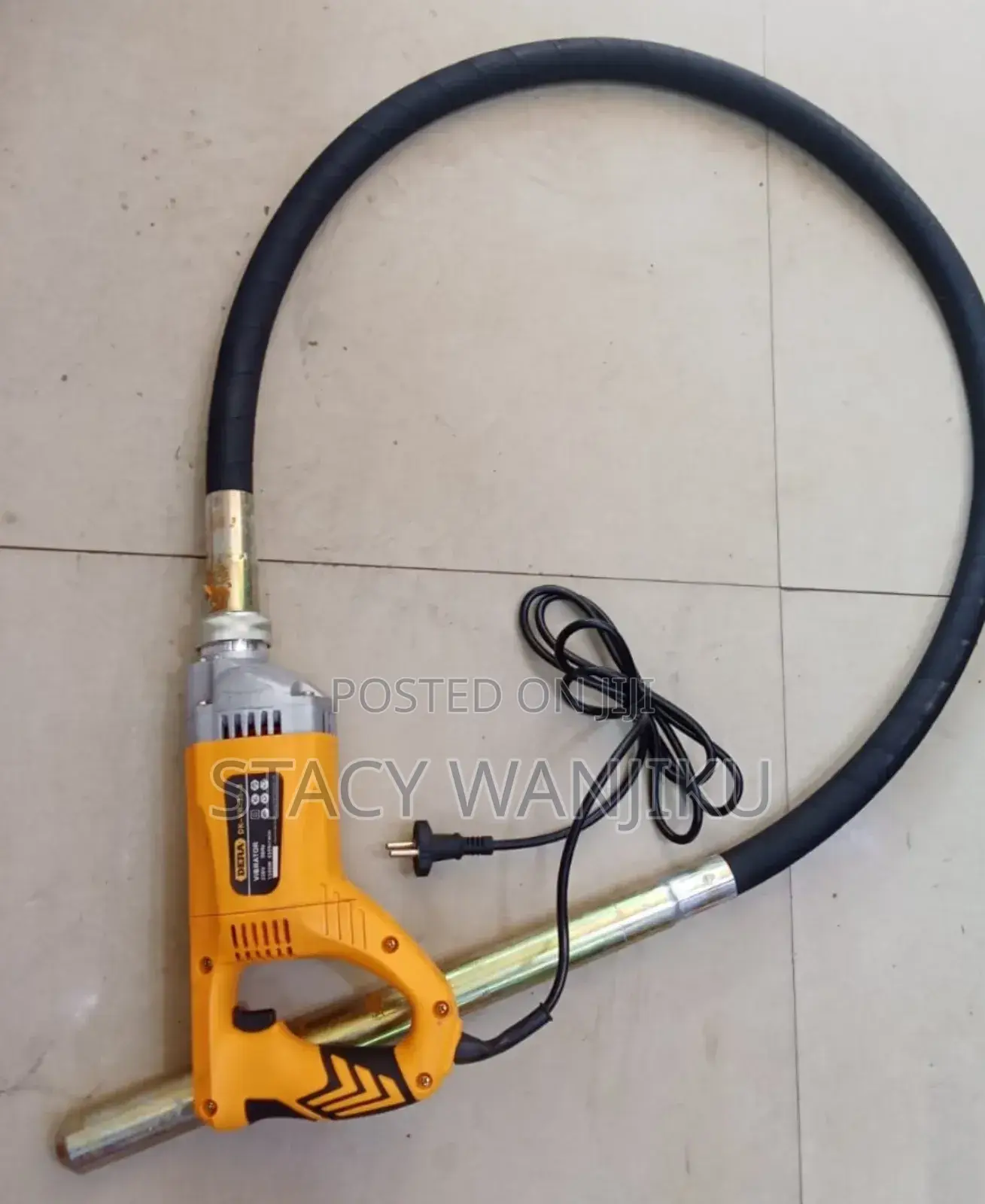Electric Vibrator Machine/ Makita Electric Vibrator Portable
