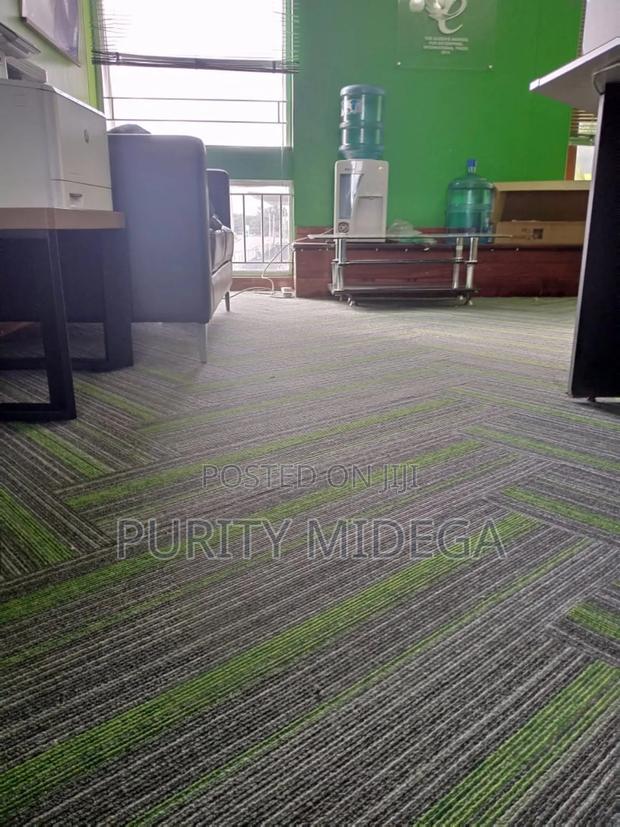 Green Lined Carpet Tiles With Grey Shade - main view